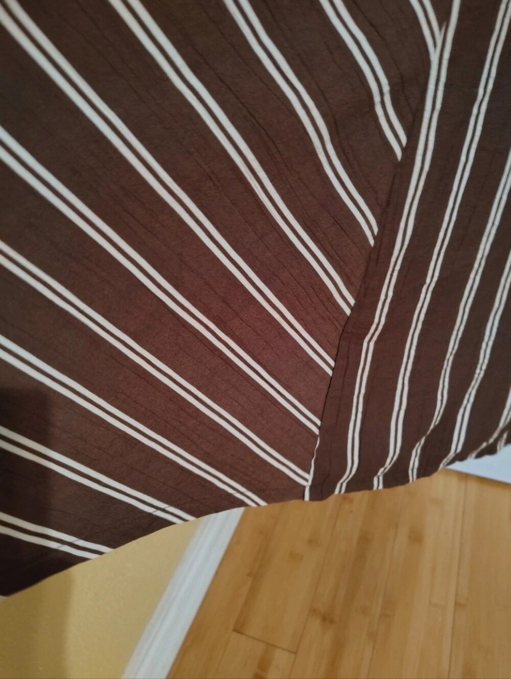 BRAND NEW NEVER WORN Trixxi Brown Striped Smocked Midi wDress Pockets Size LARGE - Picture 4 of 4